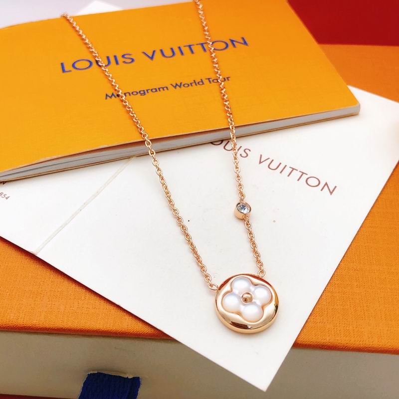 LV Necklace 03yxs124